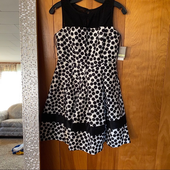 Danny & Nicole Dresses & Skirts - 💫Danny & Nicole | Black & White Polka Dot Dress
